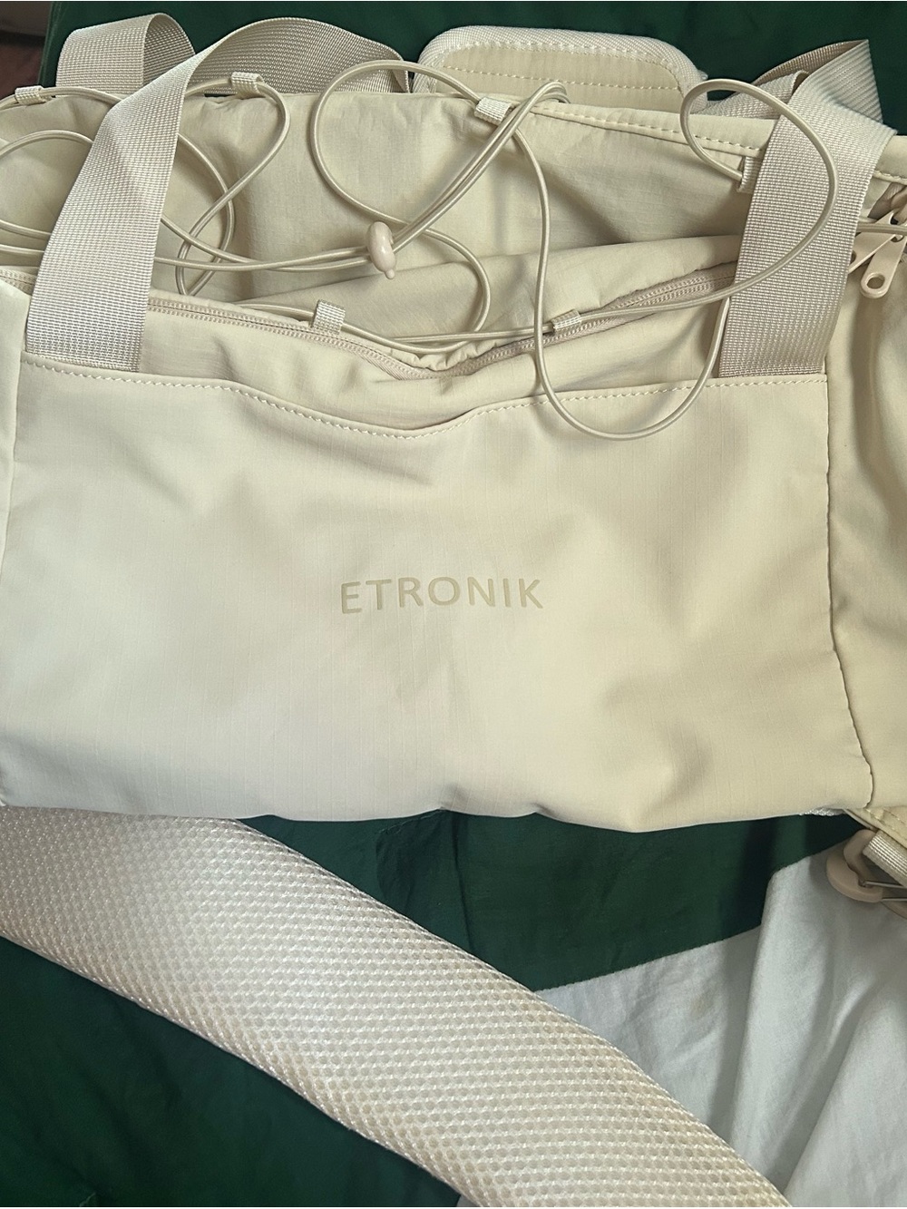 Etronik Cream Everyday Tote